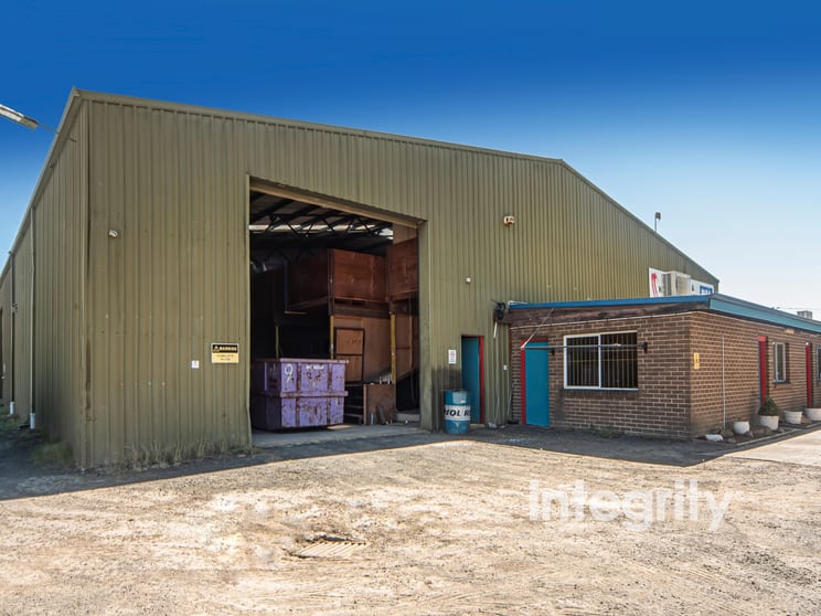 Click to view all images 7 Investigator Street South Nowra NSW 2541 - Image 1