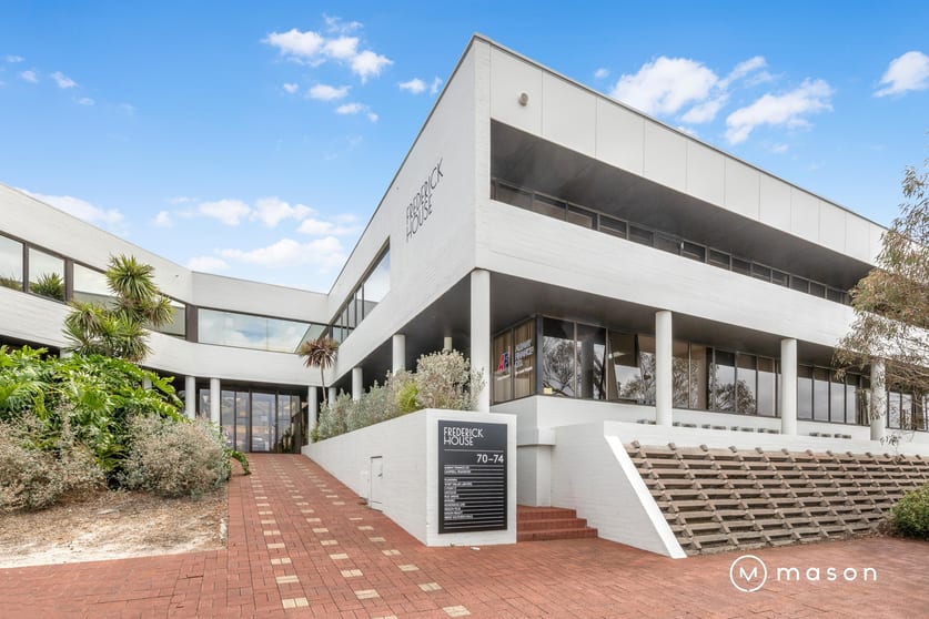 Click to view all images 4/70-74 Frederick Street Albany WA 6330 - Image 2