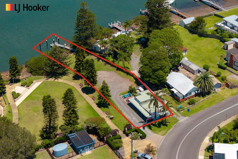 Click to view all images 114 Greenwell Point Road Greenwell Point NSW 2540 - Image 1