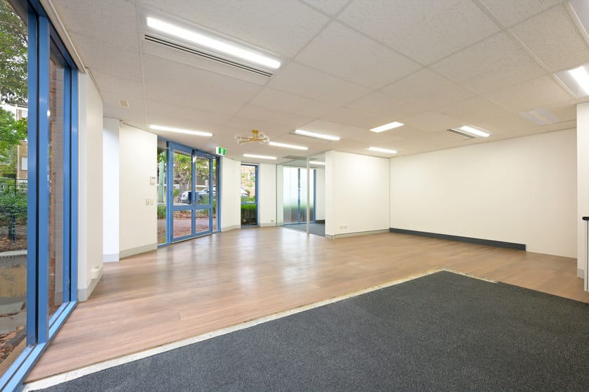 Click to view all images 8/14 Edgeworth David Avenue Hornsby NSW 2077 - Image 2