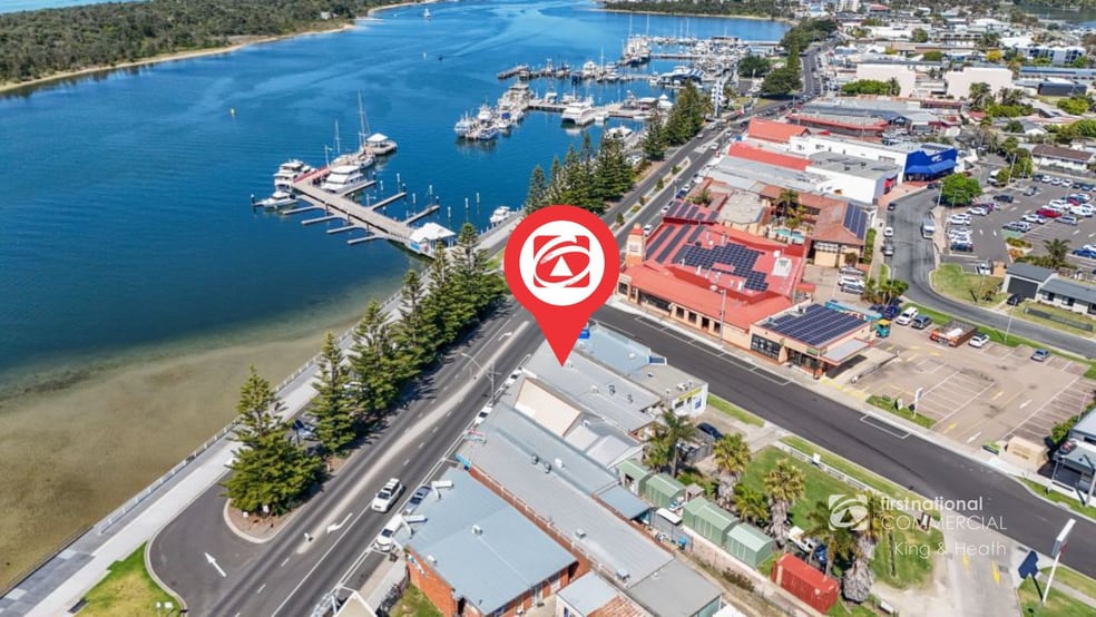 Click to view all images 339 Esplanade Lakes Entrance VIC 3909 - Image 3