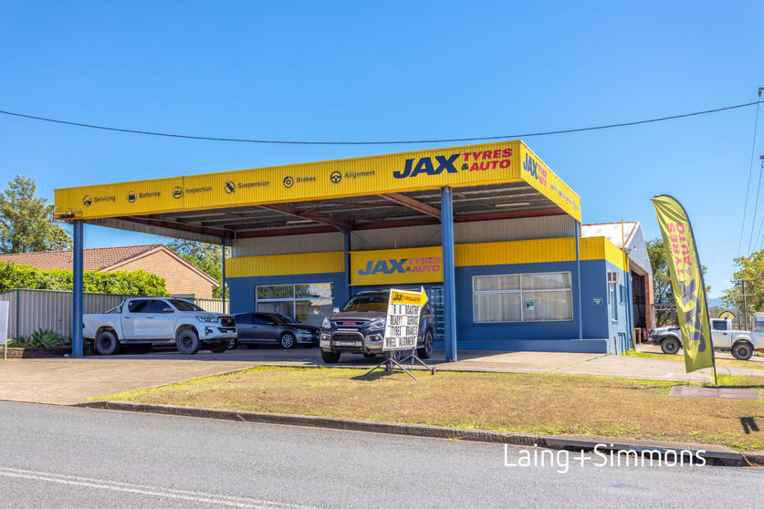 Click to view all images 31 Murray Road Wingham NSW 2429 - Image 1