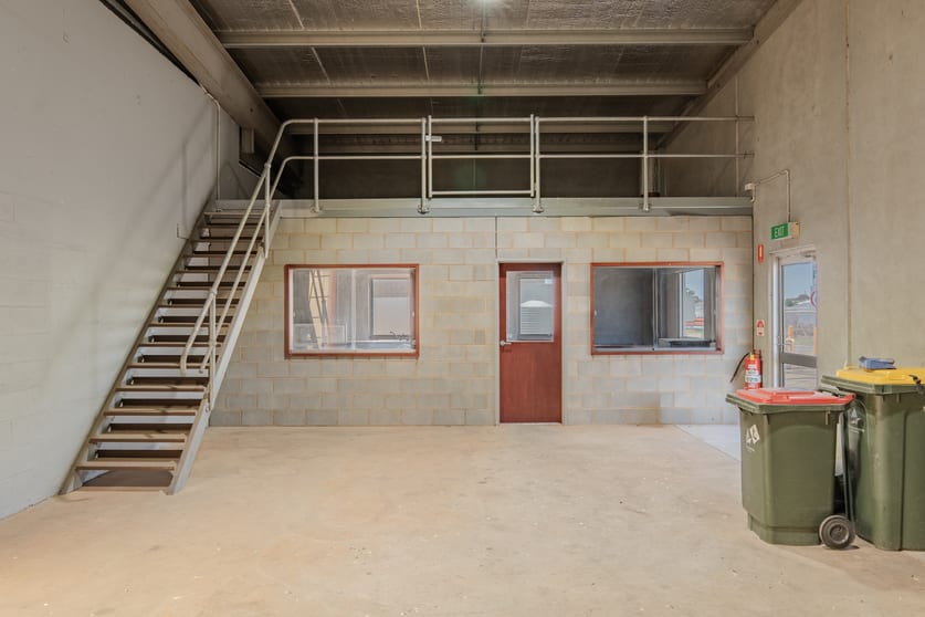 Click to view all images 24 Coghlans Road Warrnambool VIC 3280 - Image 3