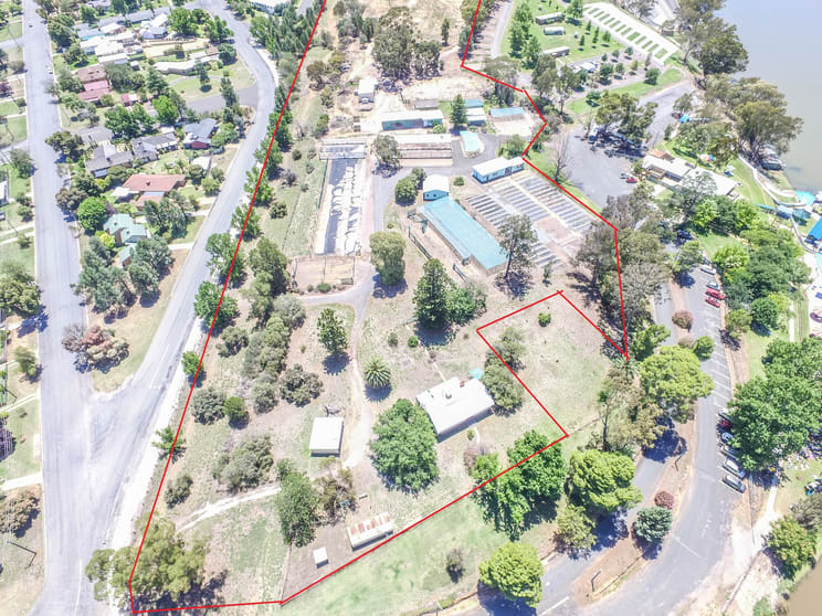 Elizabeth/broad Street Narrandera NSW 2700 - Image 1