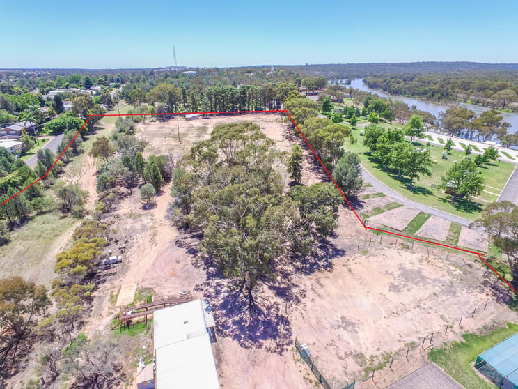 Elizabeth/broad Street Narrandera NSW 2700 - Image 2