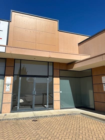 Click to view all images 2/142 Stirling Highway Nedlands WA 6009 - Image 1
