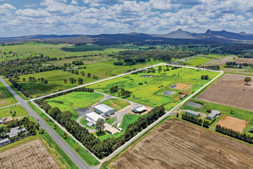 Click to view all images 12 Allens Road Peak Crossing QLD 4306 - Image 3