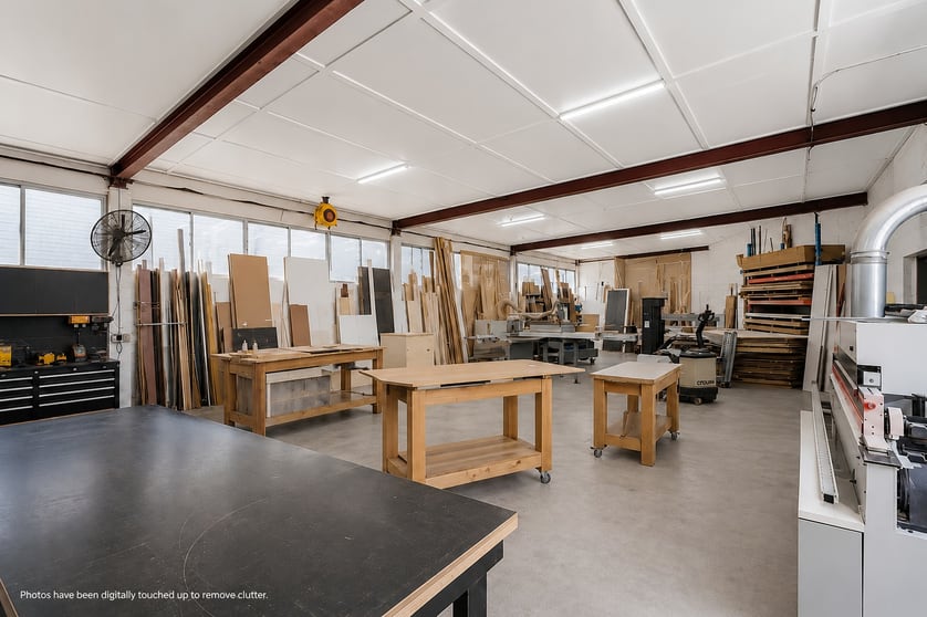Click to view all images 2/169 South Creek Road Cromer NSW 2099 - Image 2