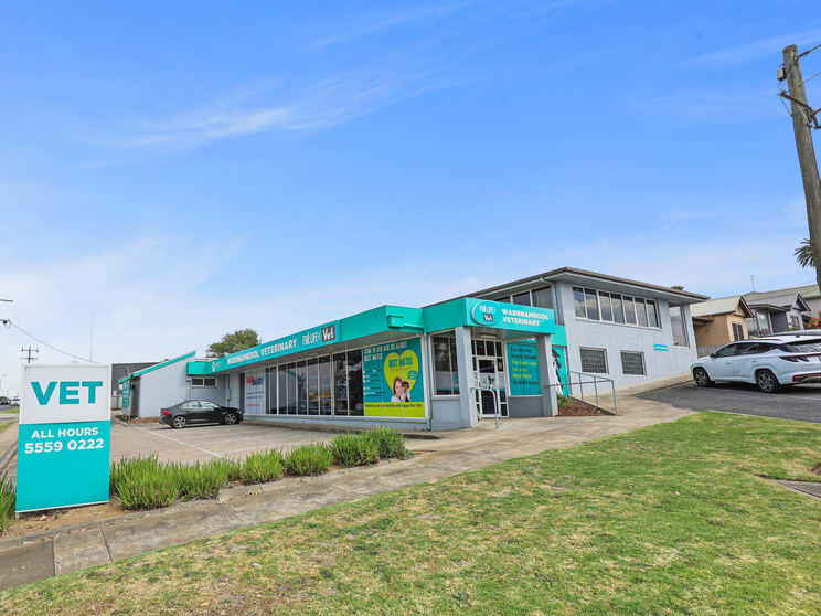 Click to view all images 510-514 Raglan Parade Warrnambool VIC 3280 - Image 3