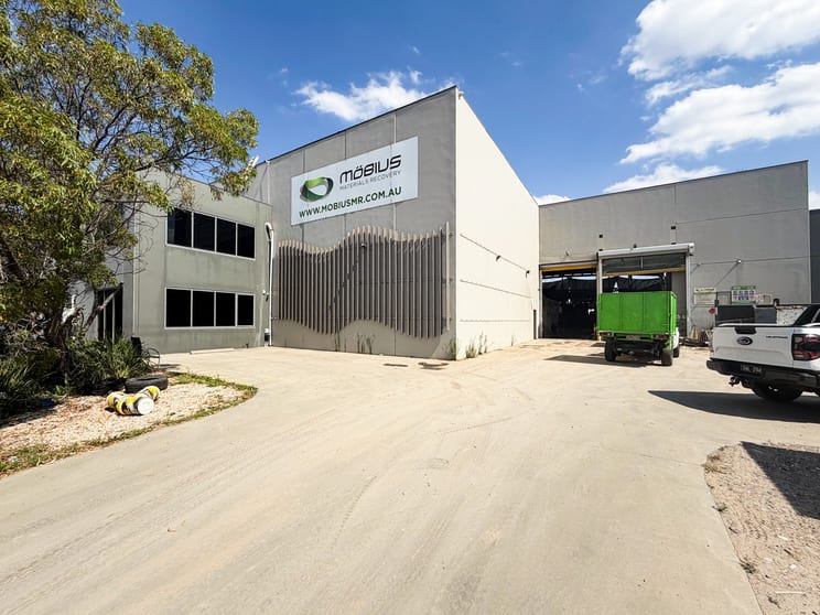 Click to view all images 164-168 Williams Road Dandenong South VIC 3175 - Image 3