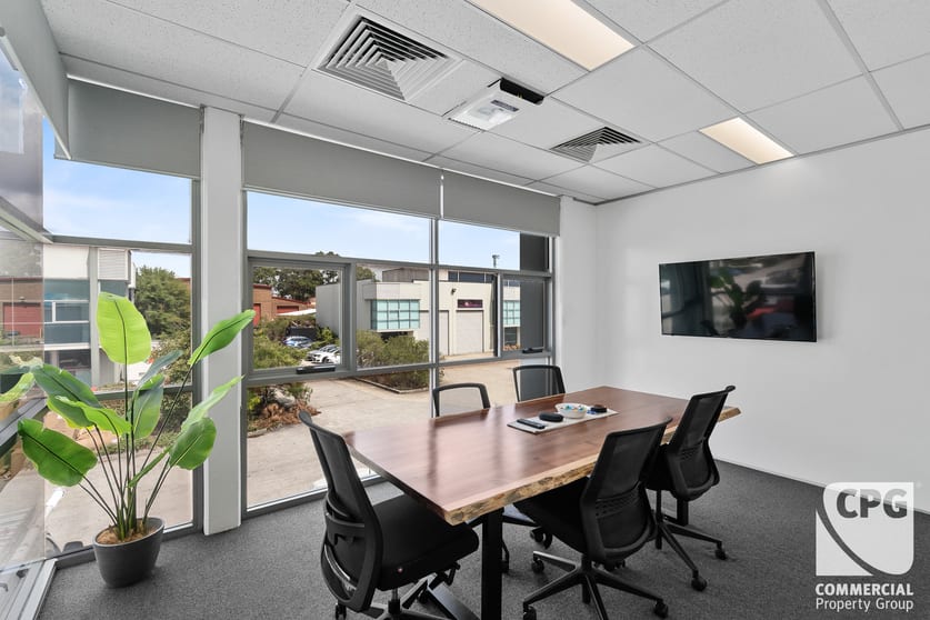 Click to view all images Office 18/85-111 Alfred Road Chipping Norton NSW 2170 - Image 3