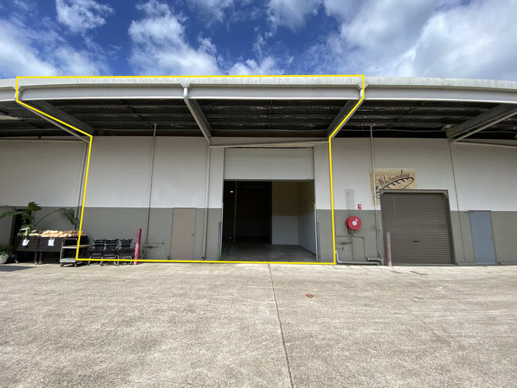 Click to view all images 4/8 William Murray Drive Cannonvale QLD 4802 - Image 1