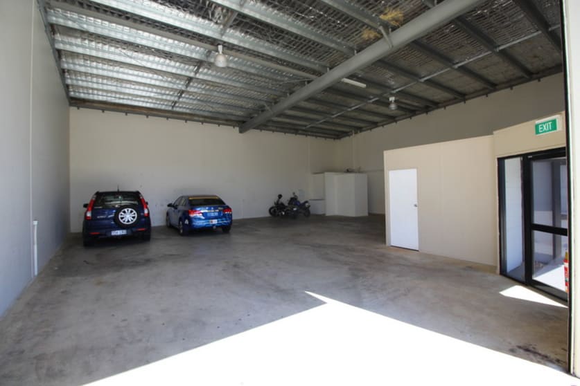 Click to view all images 4/24 Carroll Street Wilsonton QLD 4350 - Image 2