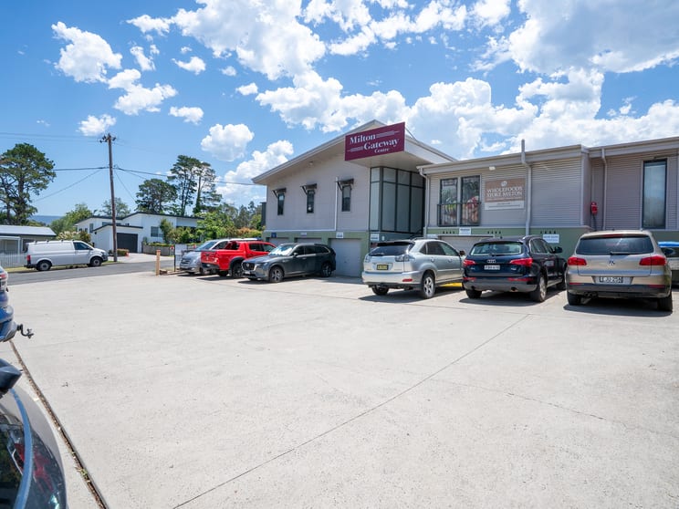 Click to view all images 65 Princes Highway Milton NSW 2538 - Image 3