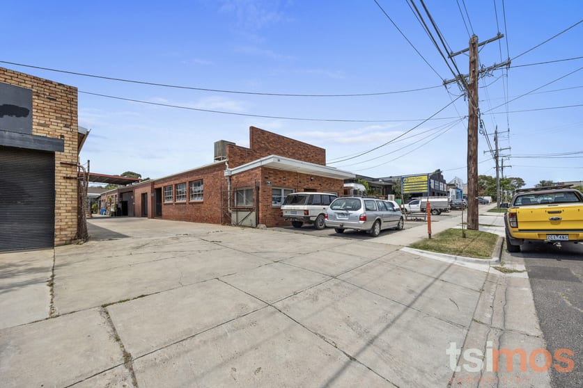 Click to view all images 30 Advantage Road Highett VIC 3190 - Image 2