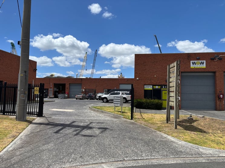 Click to view all images 13/41-43 Stephen Road Dandenong VIC 3175 - Image 3