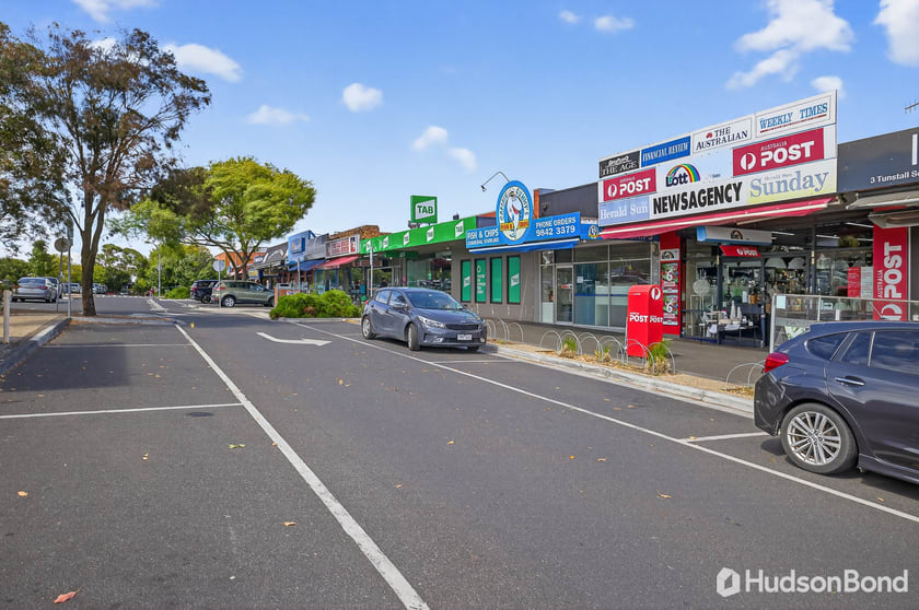 Click to view all images 4 Tunstall Square Doncaster East VIC 3109 - Image 2
