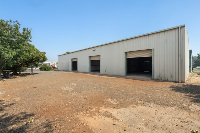 6 Nish Court Benalla VIC 3672 - Image 2