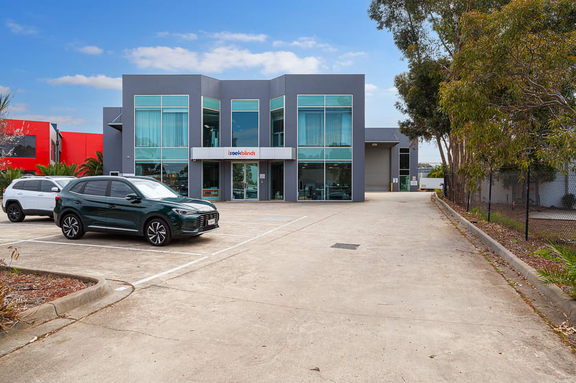 49 Lakeside Drive Broadmeadows VIC 3047 - Image 2