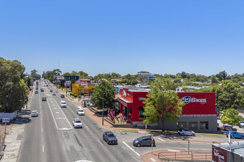 Click to view all images Unit 7/150 Stirling Highway Nedlands WA 6009 - Image 3
