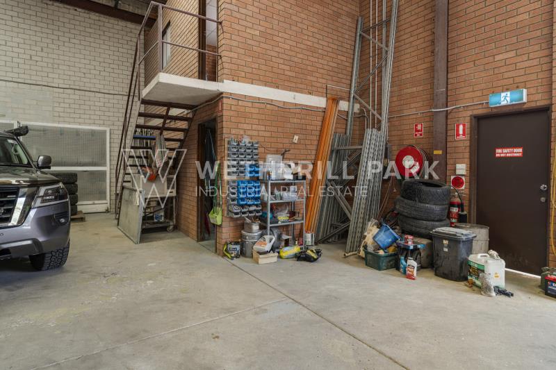 Click to view all images Smithfield NSW 2164 - Image 3