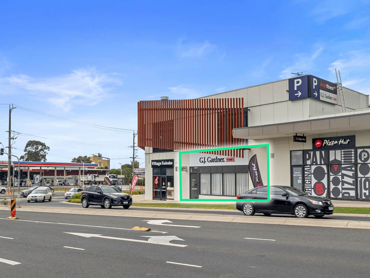 Click to view all images Shop 7/1 Hunt Way Pakenham VIC 3810 - Image 1