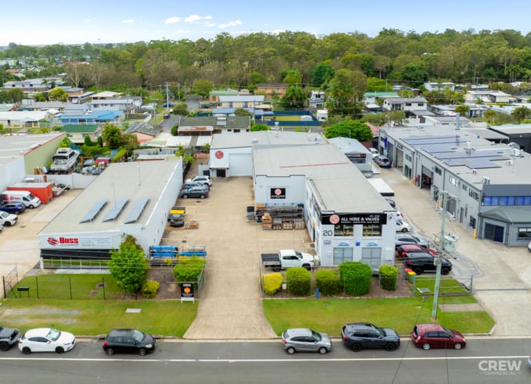 Click to view all images 20 Ereton Drive Arundel QLD 4214 - Image 1