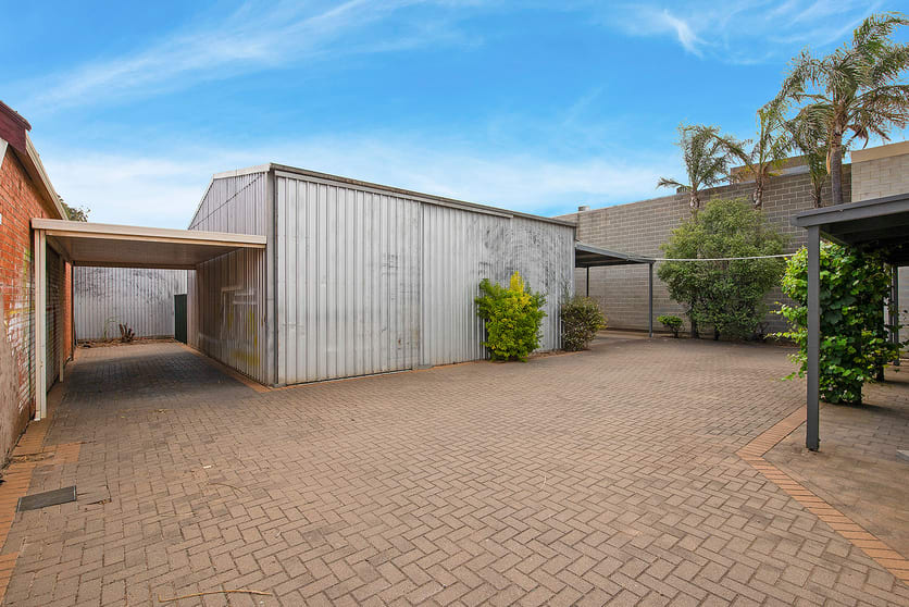 Click to view all images 13 Lowe Street Thebarton SA 5031 - Image 3