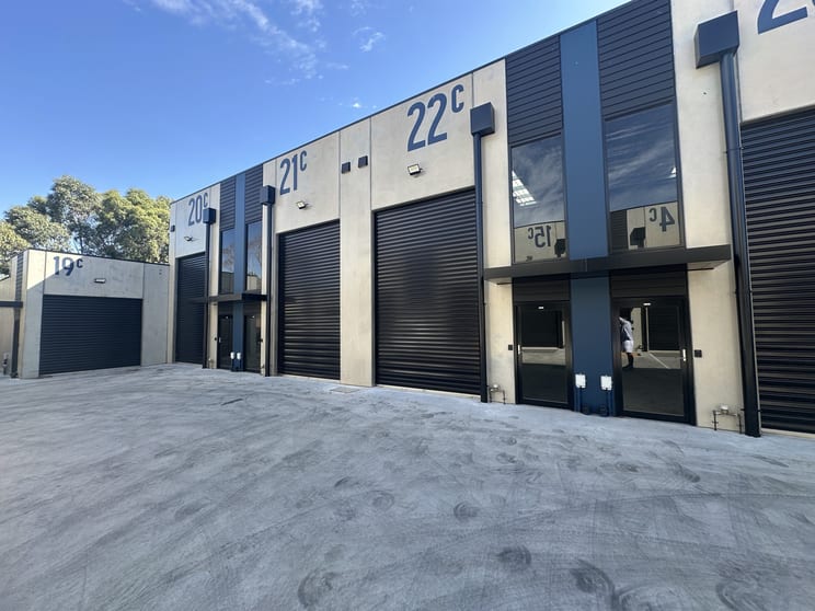 Click to view all images 22c/3a Newlands Road Reservoir VIC 3073 - Image 1