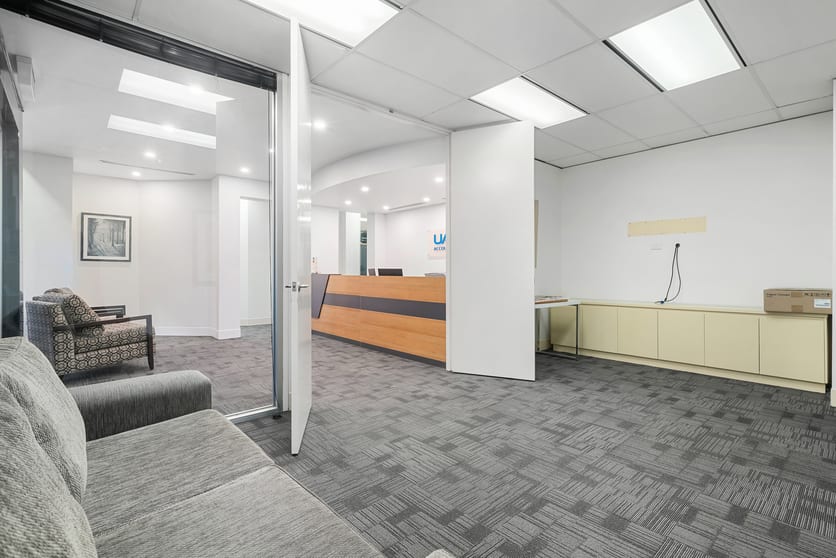 Click to view all images 2/670-678 Canterbury Road Surrey Hills VIC 3127 - Image 3