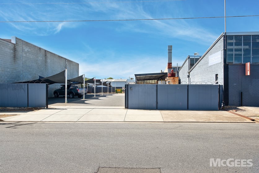 Click to view all images 17 Conmurra Avenue Edwardstown SA 5039 - Image 3