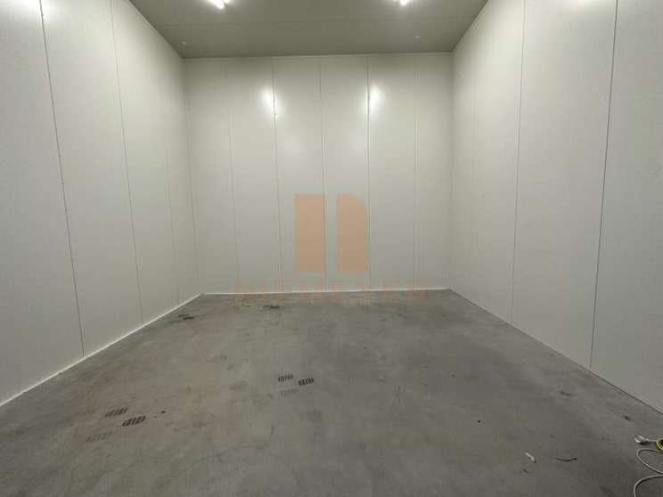 Click to view all images Unit Storage Unit 9/40 Anzac Street Chullora NSW 2190 - Image 3