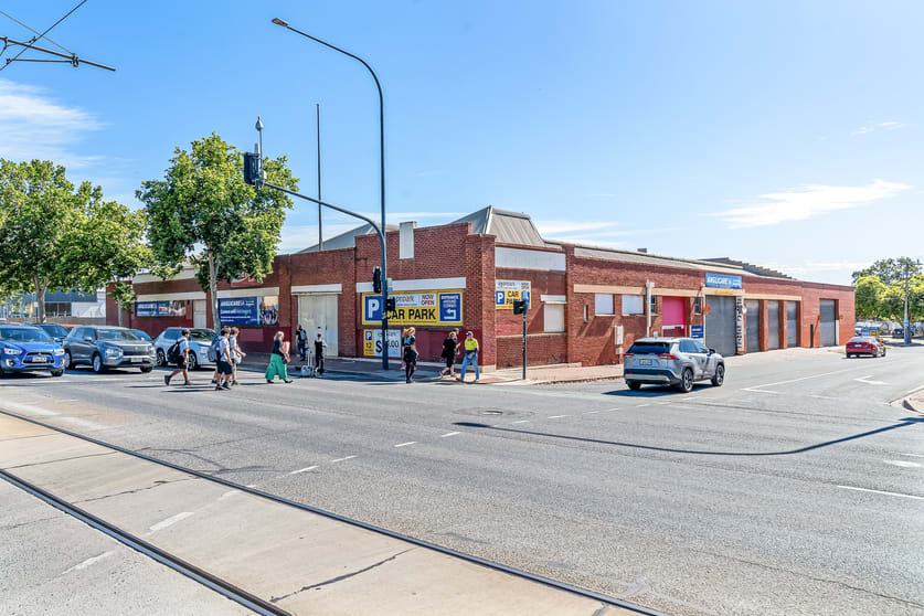Click to view all images 1-13 Light Terrace Thebarton SA 5031 - Image 3