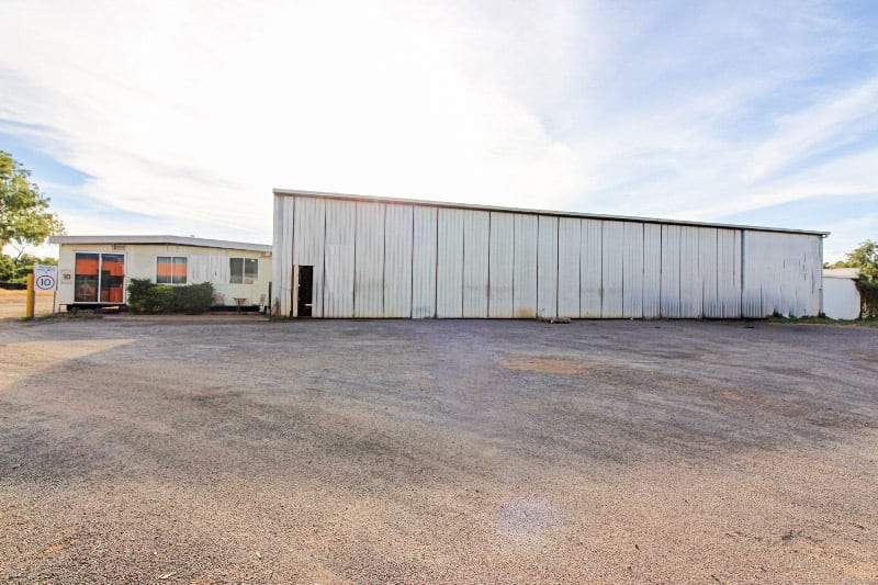 Click to view all images 3 Traders Way Mount Isa QLD 4825 - Image 1