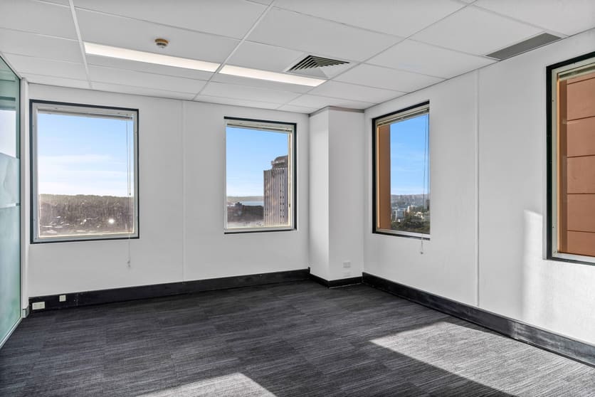 Click to view all images 1403/122 Arthur Street North Sydney NSW 2060 - Image 3