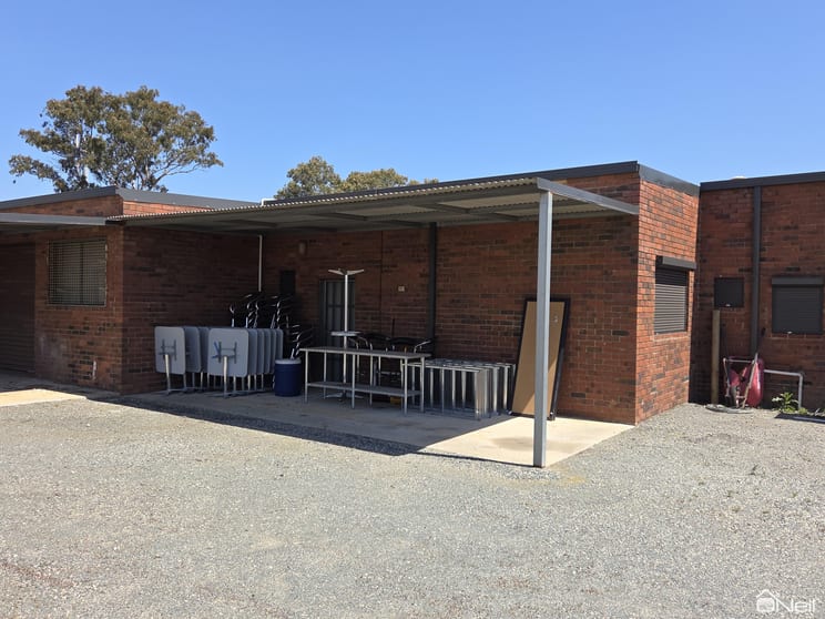 Click to view all images 2/47 Brant Road Kelmscott WA 6111 - Image 2