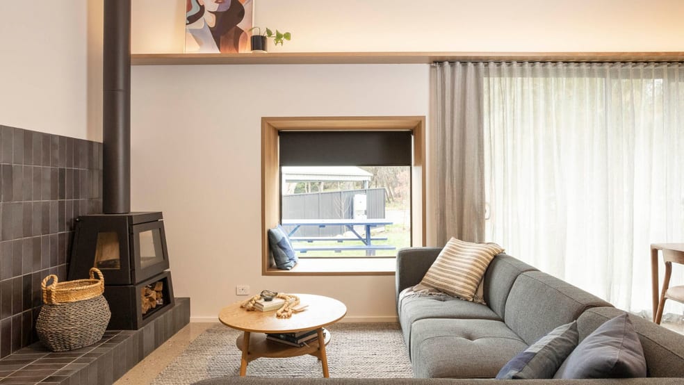 Click to view all images 19 Kars Street Beechworth VIC 3747 - Image 3