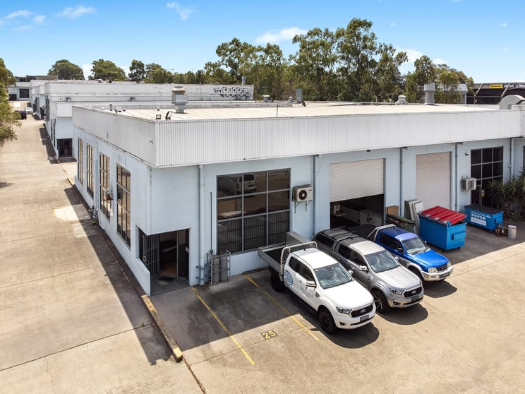 Click to view all images Padstow NSW 2211 - Image 2