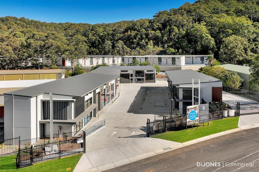 Click to view all images 5/13 Jusfrute Dr West Gosford NSW 2250 - Image 2