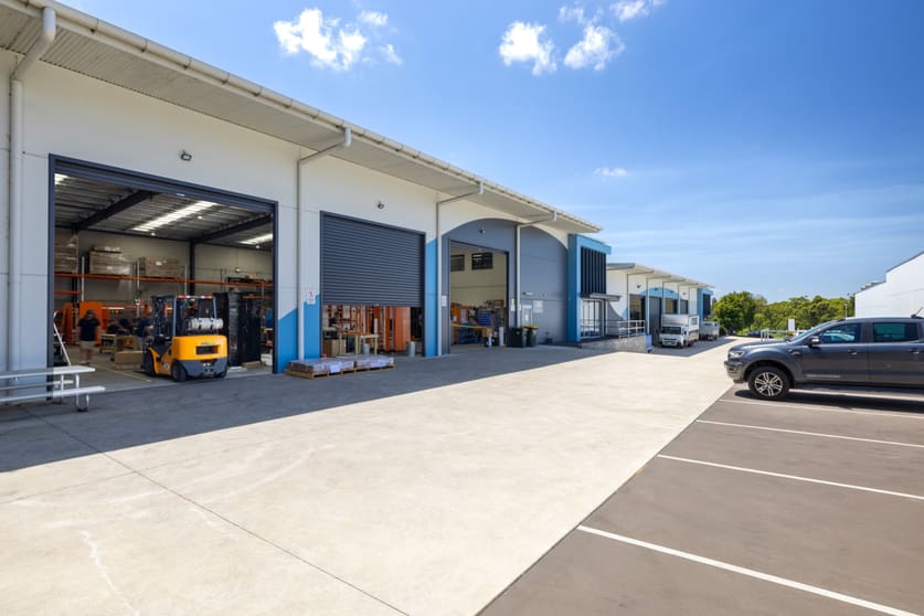 Click to view all images 105 Stenhouse Drive Cameron Park NSW 2285 - Image 3