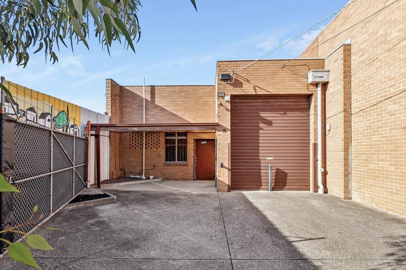 15 Cozens Street Brunswick VIC 3056 - Image 1