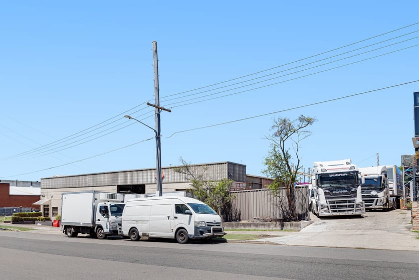 Click to view all images 40 Norman Street Peakhurst NSW 2210 - Image 3