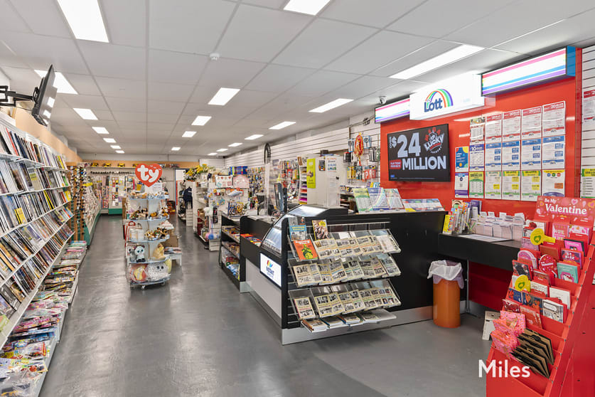 62 Aberdeen Road Macleod VIC 3085 - Image 2