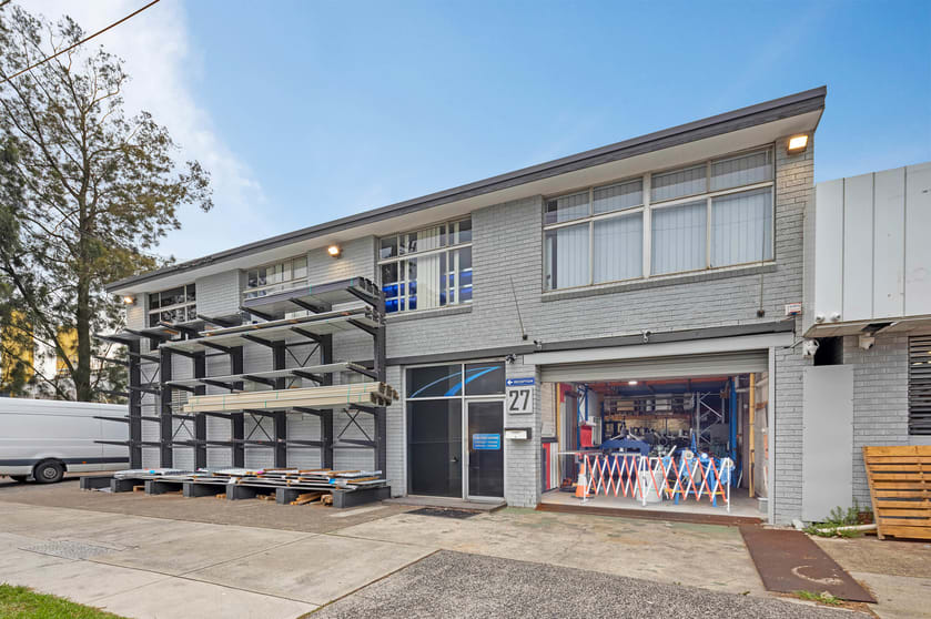 Click to view all images 27 Ethel Avenue Brookvale NSW 2100 - Image 2
