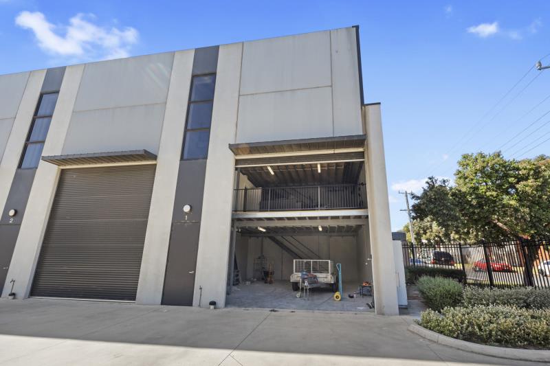 Click to view all images 1/11-13 Chandos Street Cheltenham VIC 3192 - Image 2