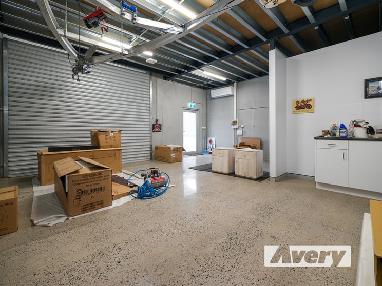 Click to view all images 10/8 Woodbine Place Toronto NSW 2283 - Image 3