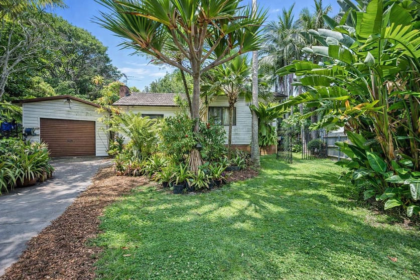Click to view all images 4&5 Funda Place Brookvale NSW 2100 - Image 3