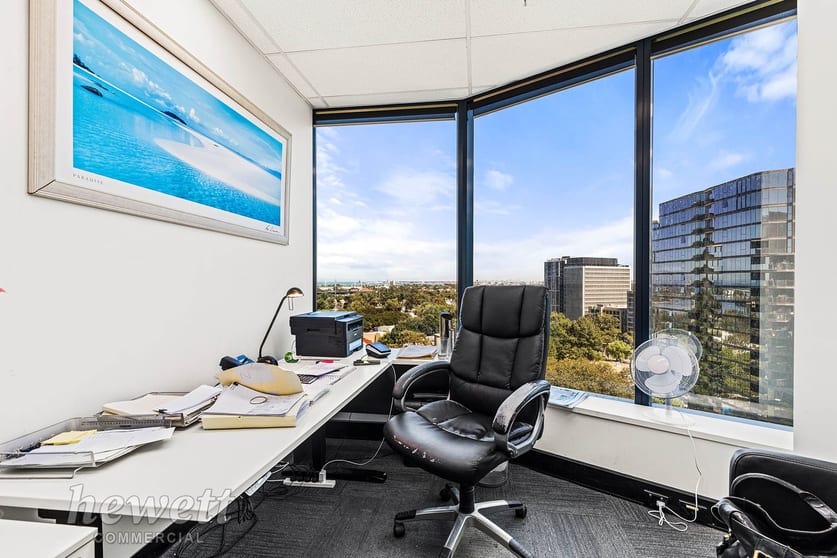 Click to view all images 912/1 Queens Road Melbourne VIC 3004 - Image 3