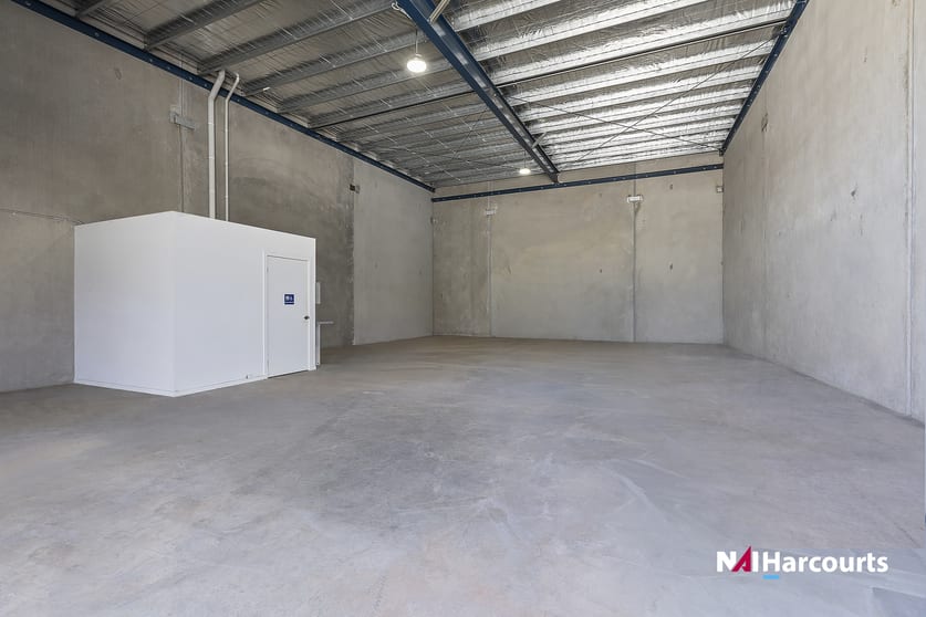Click to view all images 9/118 Bellarine Highway Newcomb VIC 3219 - Image 1