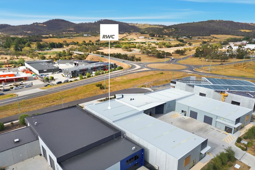 Click to view all images 6/7 Abernant Way Cambridge TAS 7170 - Image 3